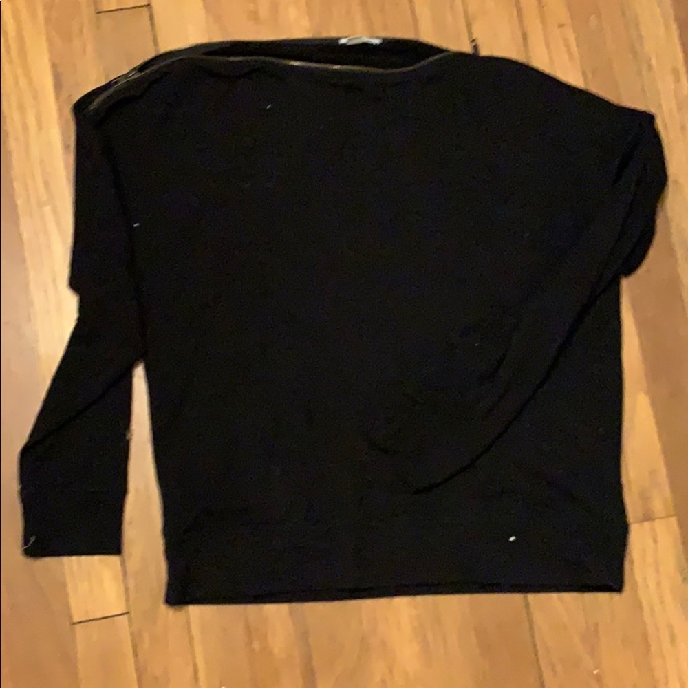 Gold zippered black top